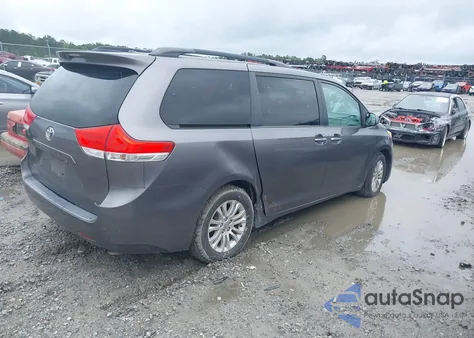 2011 Toyota Sienna Xle V6 from USA, damaged, VIN 5TDYK3DC9BS114078